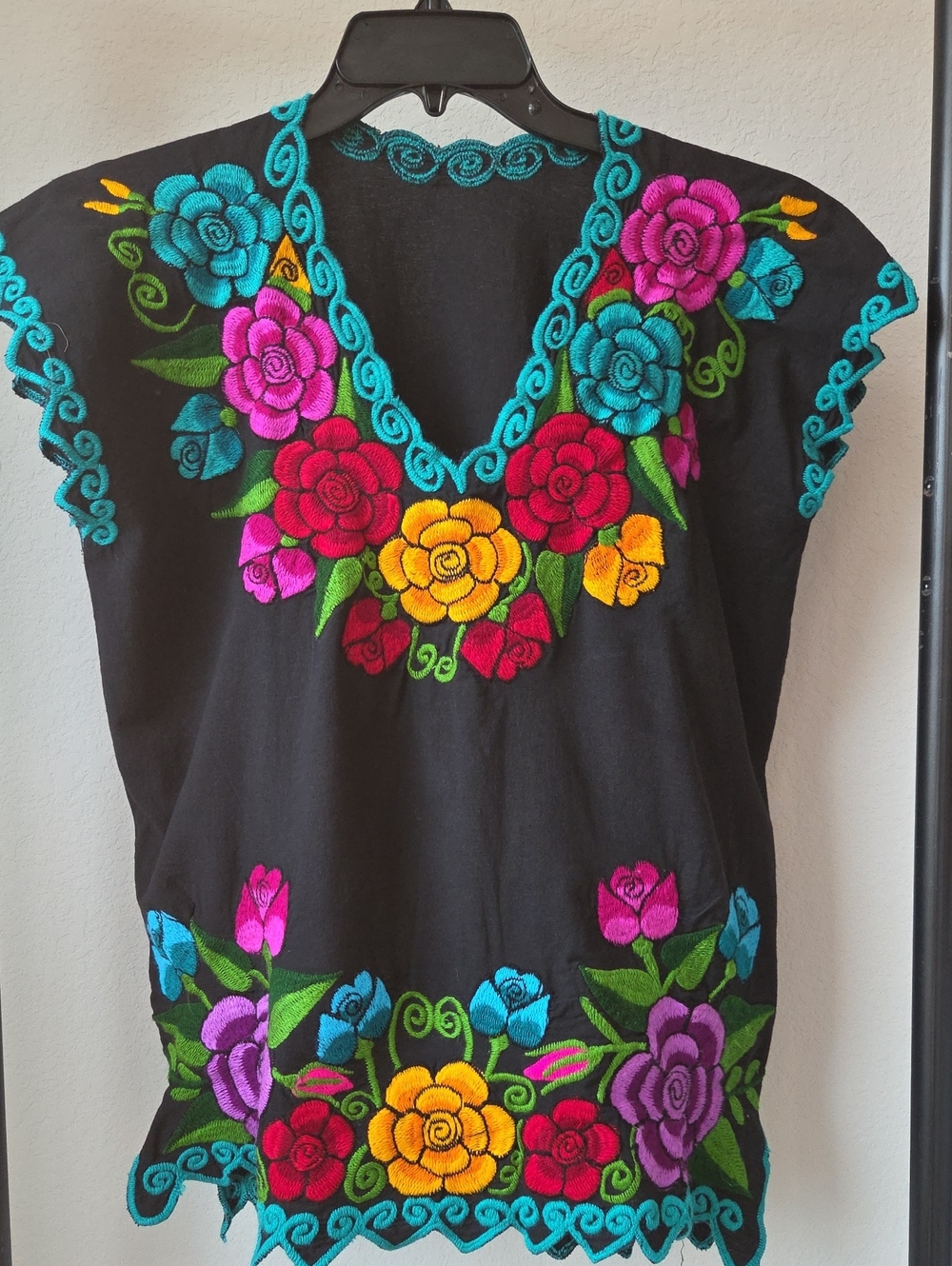 Mexican Embroidered Floral Blouse Top Black Dia Los Murertos Traditional Style